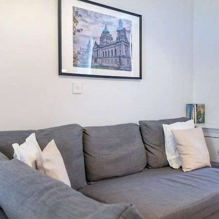 Cosy 2 Bedroom Town House Close To City Centre Belfast Exterior foto